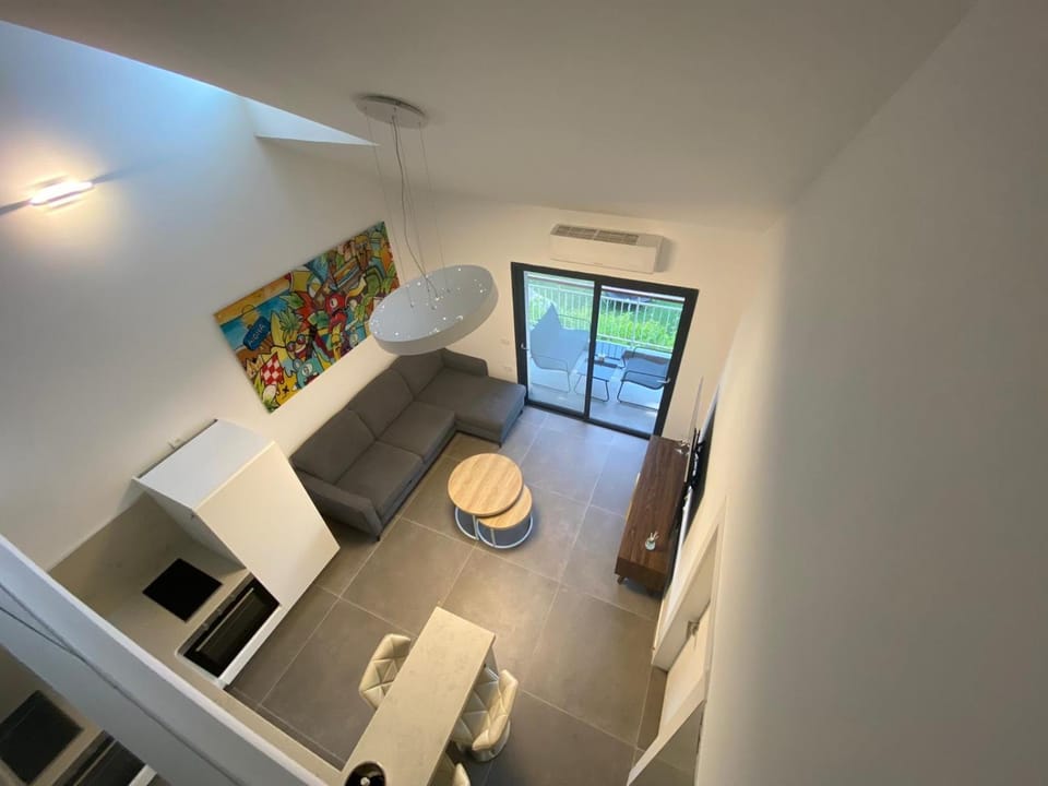 Communal lounge/ TV room, TV and multimedia, Living room, Dining area, On site