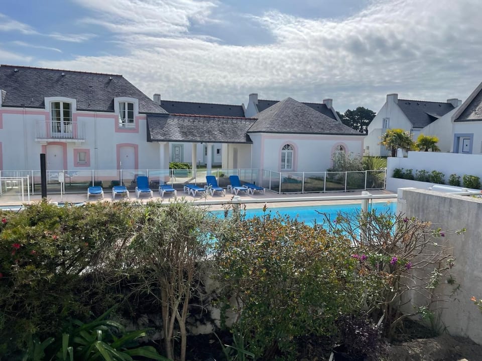 Garden, Pool view, Swimming pool