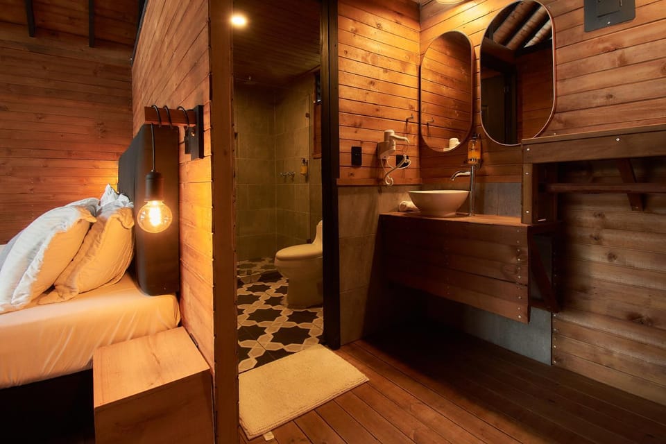 Bathroom, Photo of the whole room, Bedroom