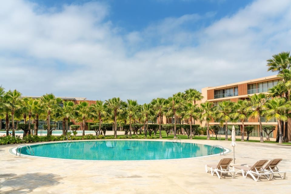 Property building, Swimming pool