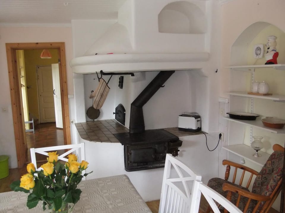 Kitchen or kitchenette, Dining area, Internal: Not applicable to any particular room