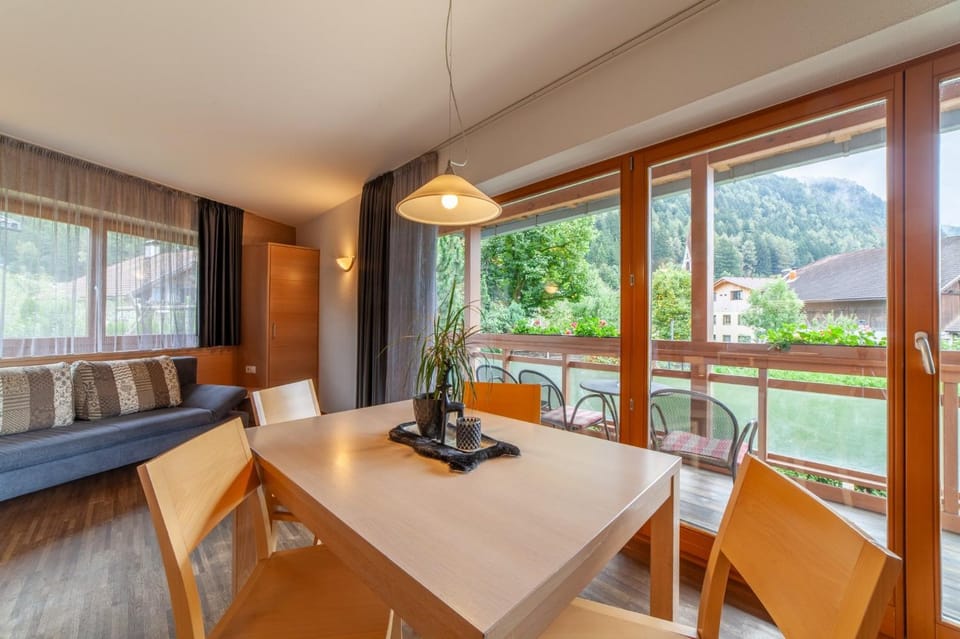Balcony/Terrace, Dining area