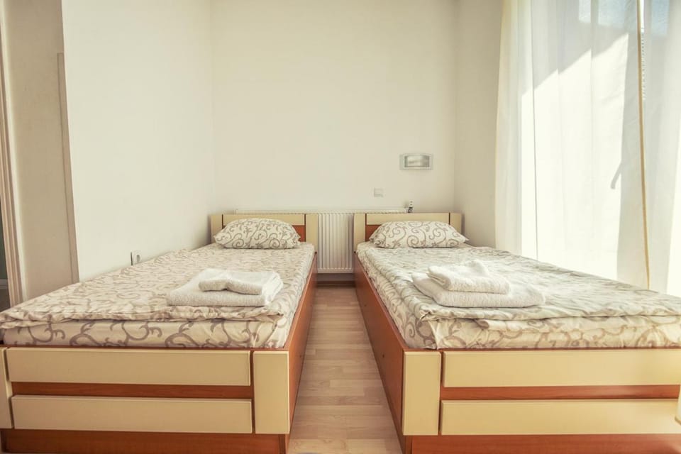ADICA PRENOĆIŠTE SPORT Wellness centar - bazeni Hostel in Vojvodina