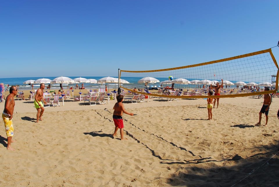 People, Activities, Beach