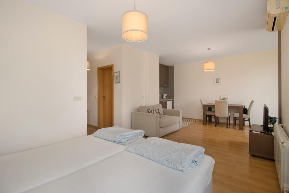 Living room, Bedroom