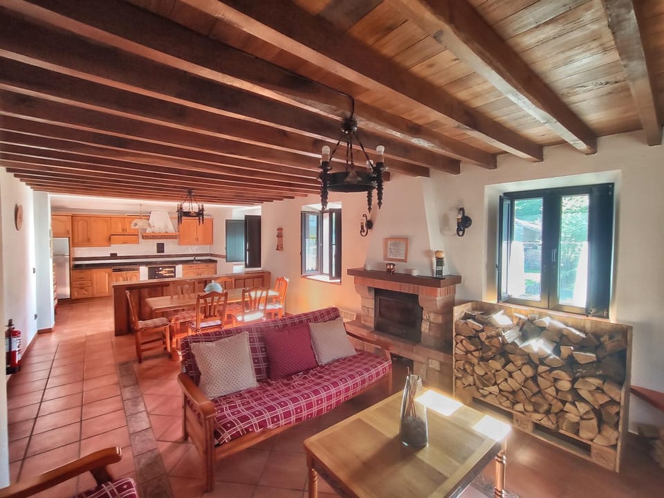 La casa de Manín House in Cantabria