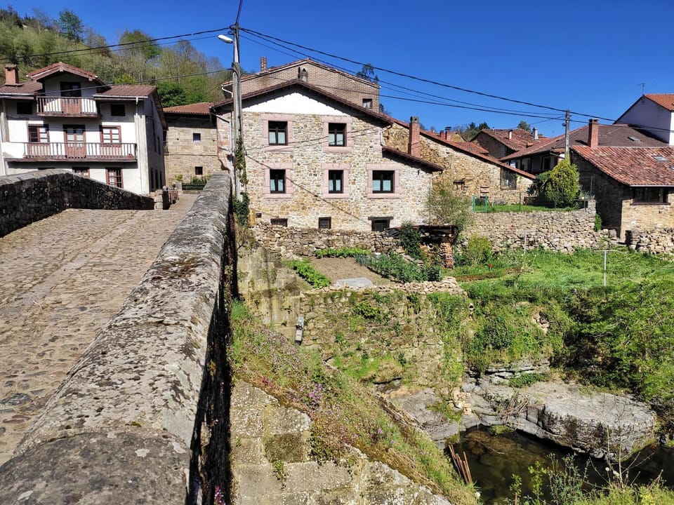 La casa de Manín House in Cantabria