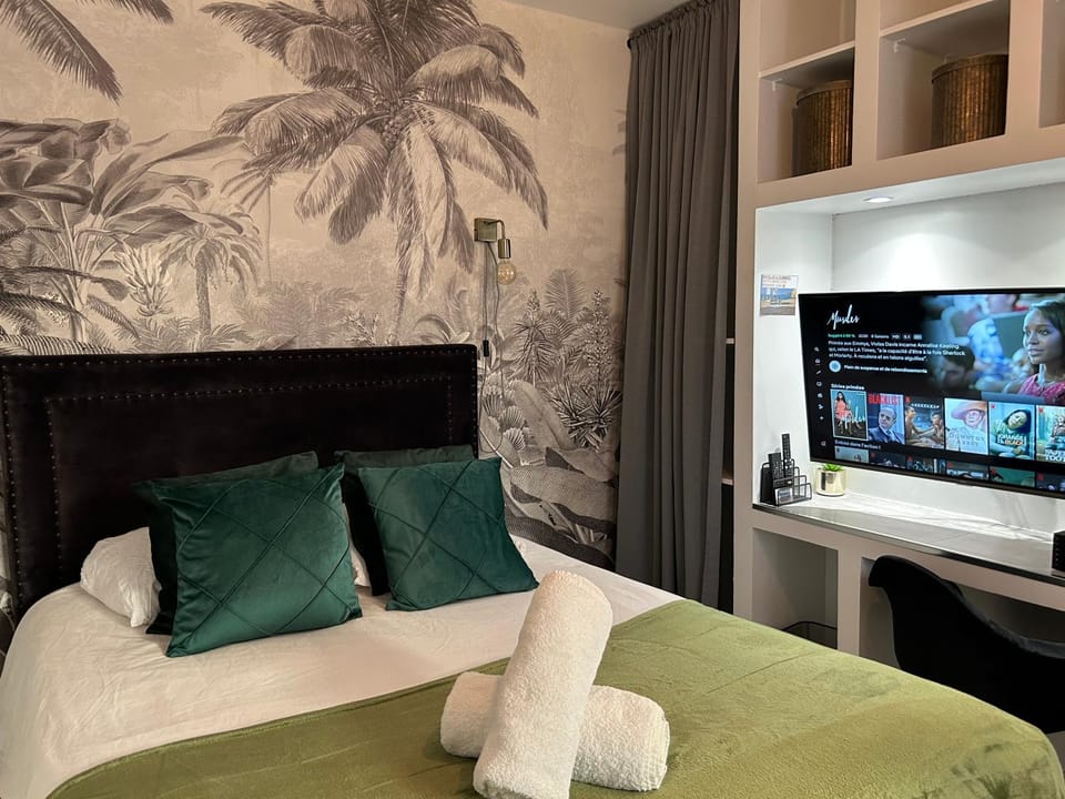 Appart'TERRASSE - 20mn STADE U ARENA - CHAMPS ÉLYSÉES - RER A Apartment in Sartrouville