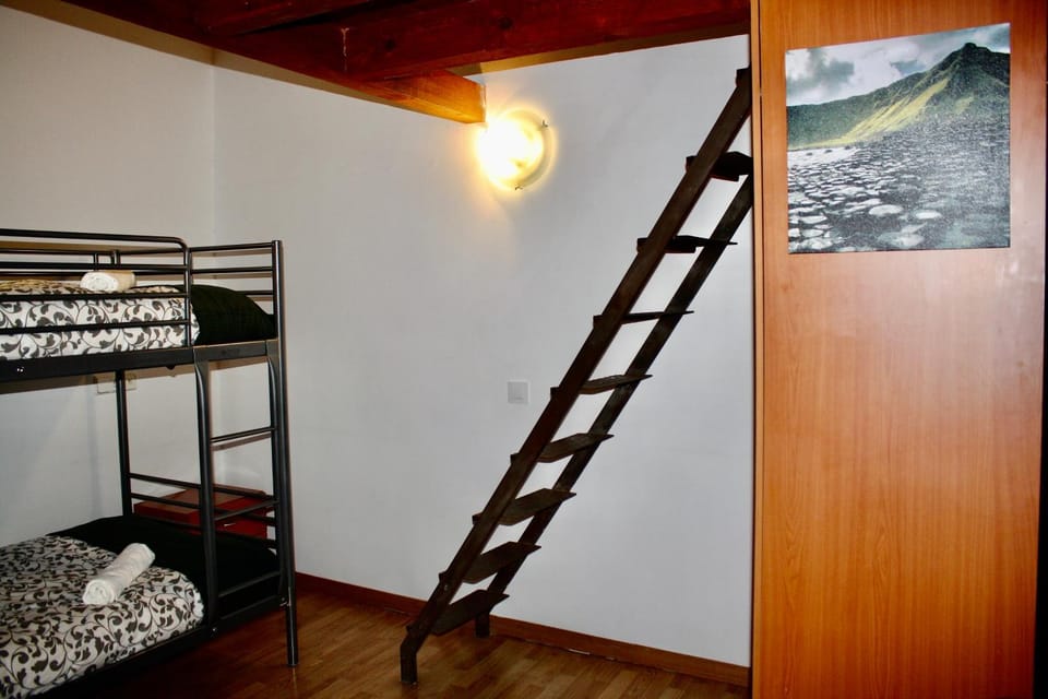 bunk bed