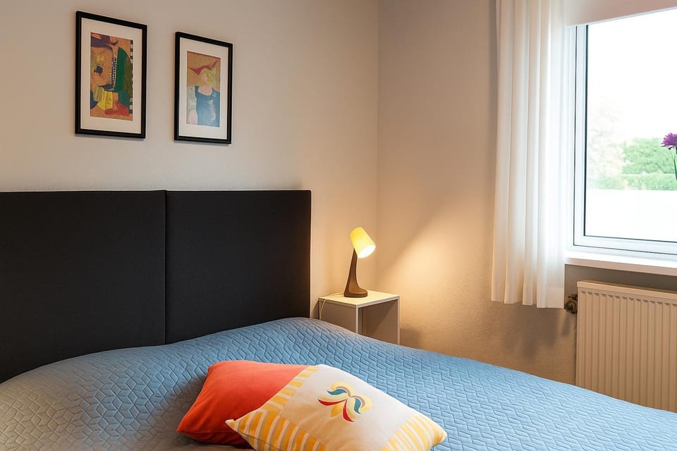 Havhuset I Øster Hurup - i byen, ved stranden House in Central Denmark Region