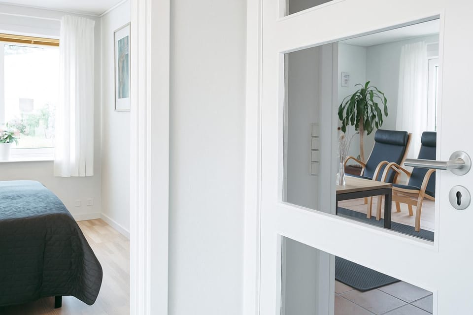 Fiskerhuset i Øster Hurup - i byen, ved stranden House in Central Denmark Region