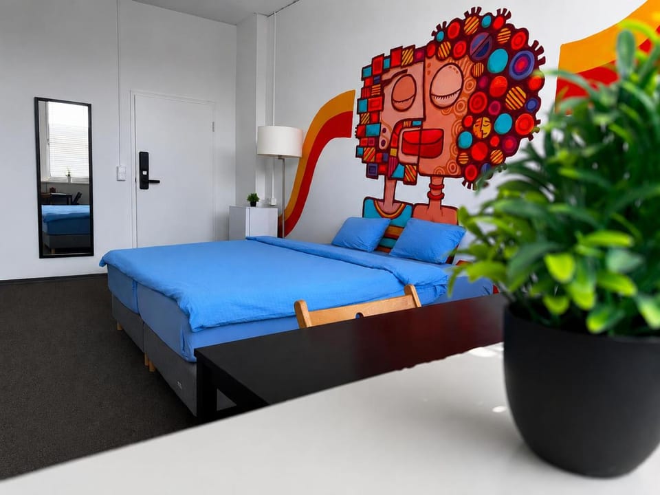 Bed, Photo of the whole room, Bedroom