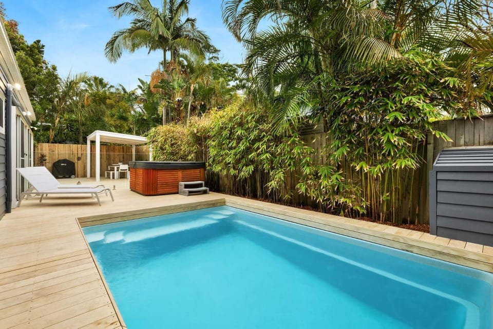 Garden, Spa and wellness centre/facilities, Swimming pool, sunbed