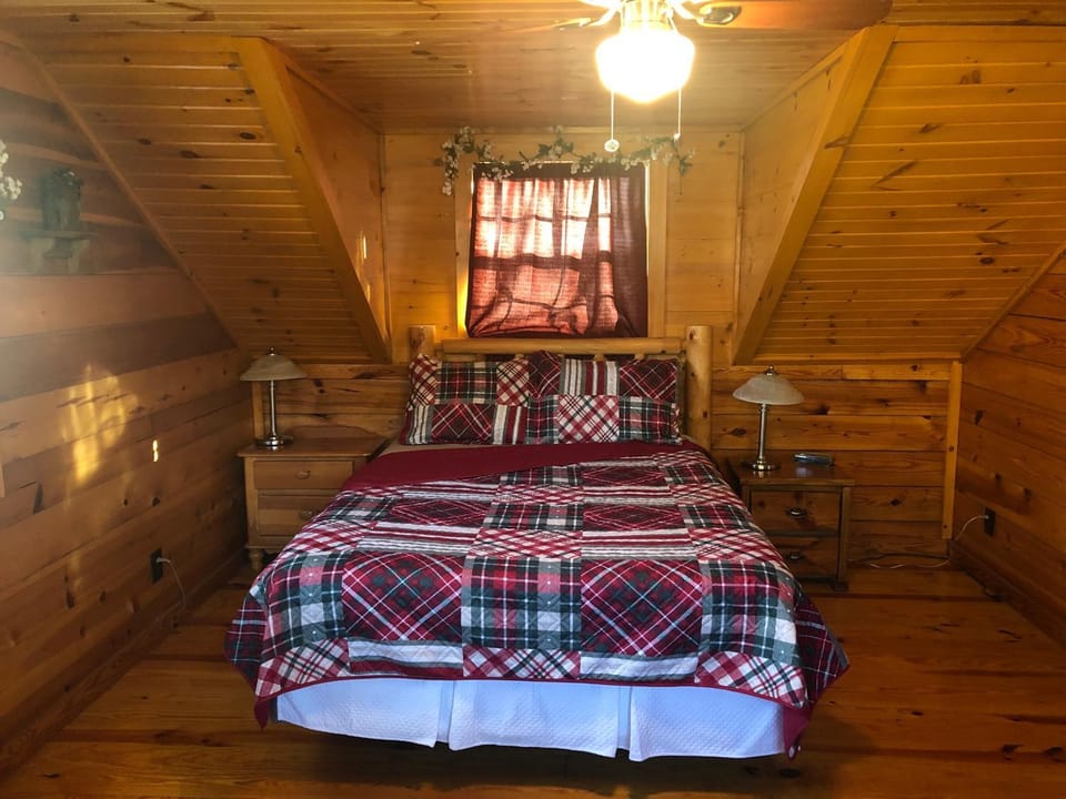 River Dreaming Chalet in Sevier County