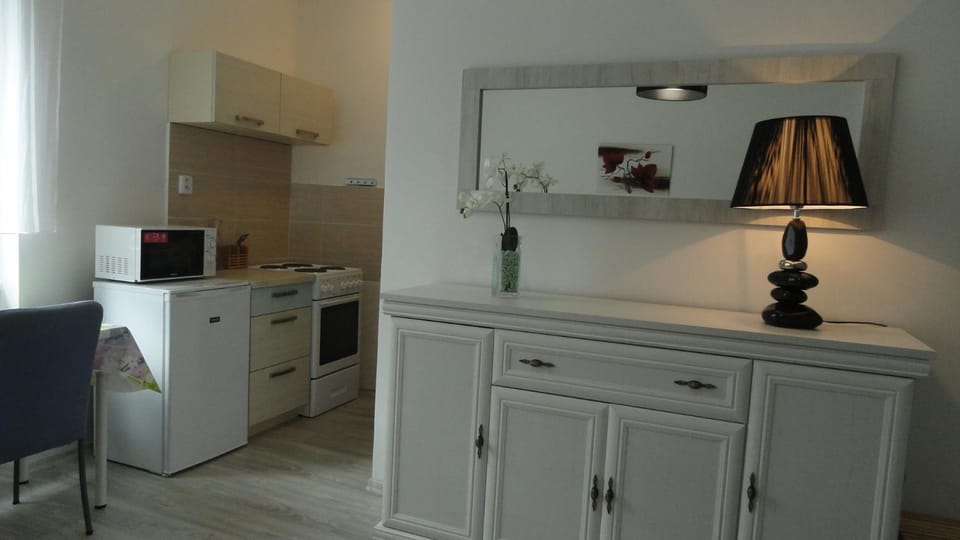 Kitchen or kitchenette, Area and facilities
