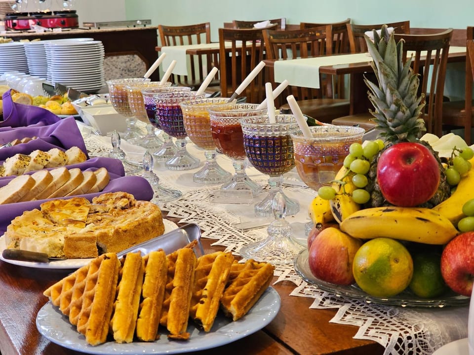 Breakfast, Continental breakfast