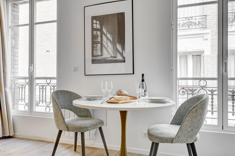 156 Suite Marlene - Superbe Appartement à Paris. Apartment in Paris