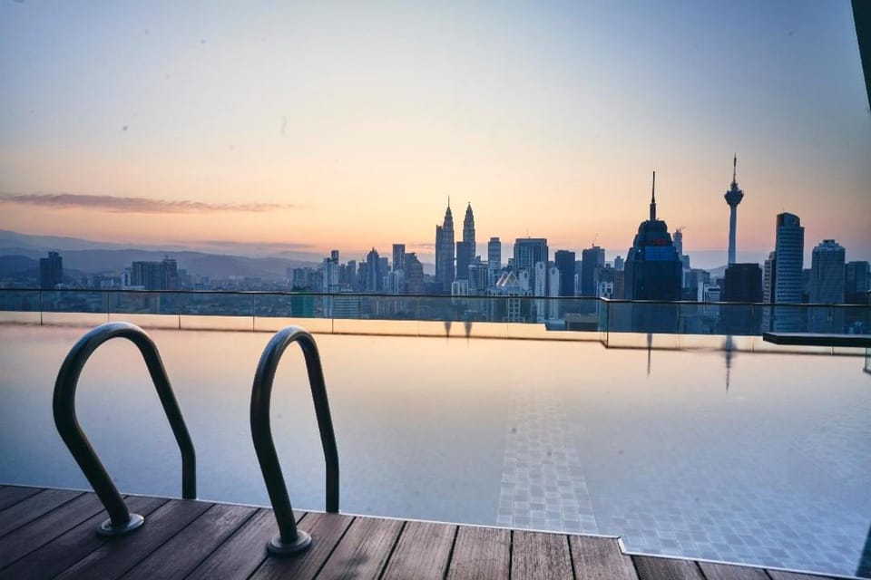 Regalia Suites Infinity Pool Kuala Lumpur Apartment in Federal Territory of Kuala Lumpur