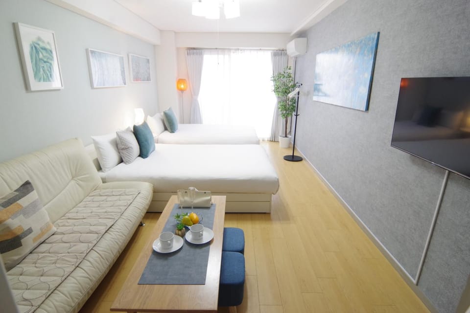 Nippombashi Art Hotel 705 Apartment in Osaka