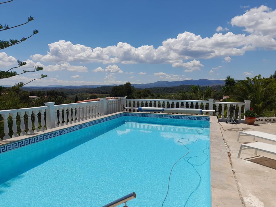 Casa Loro Loco B&B Bed and Breakfast in Valencian Community