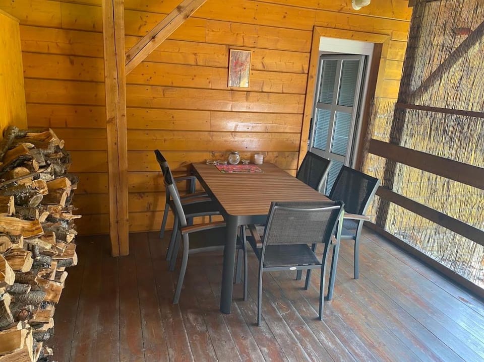 Balcony/Terrace, Seating area
