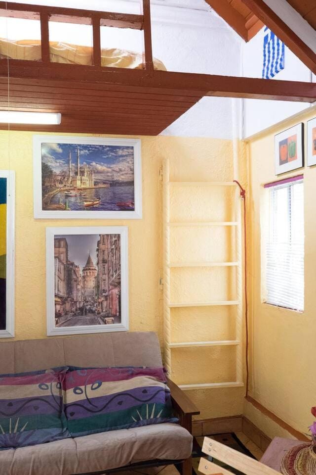 Greek Cottage Playas de Tijuana Bed and Breakfast in Tijuana