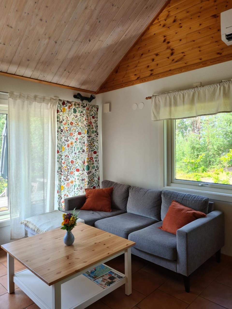 Gärdsholmen- Cabin on privately owned island "Boken"- boat included Cabin in Kalmar County, Sweden