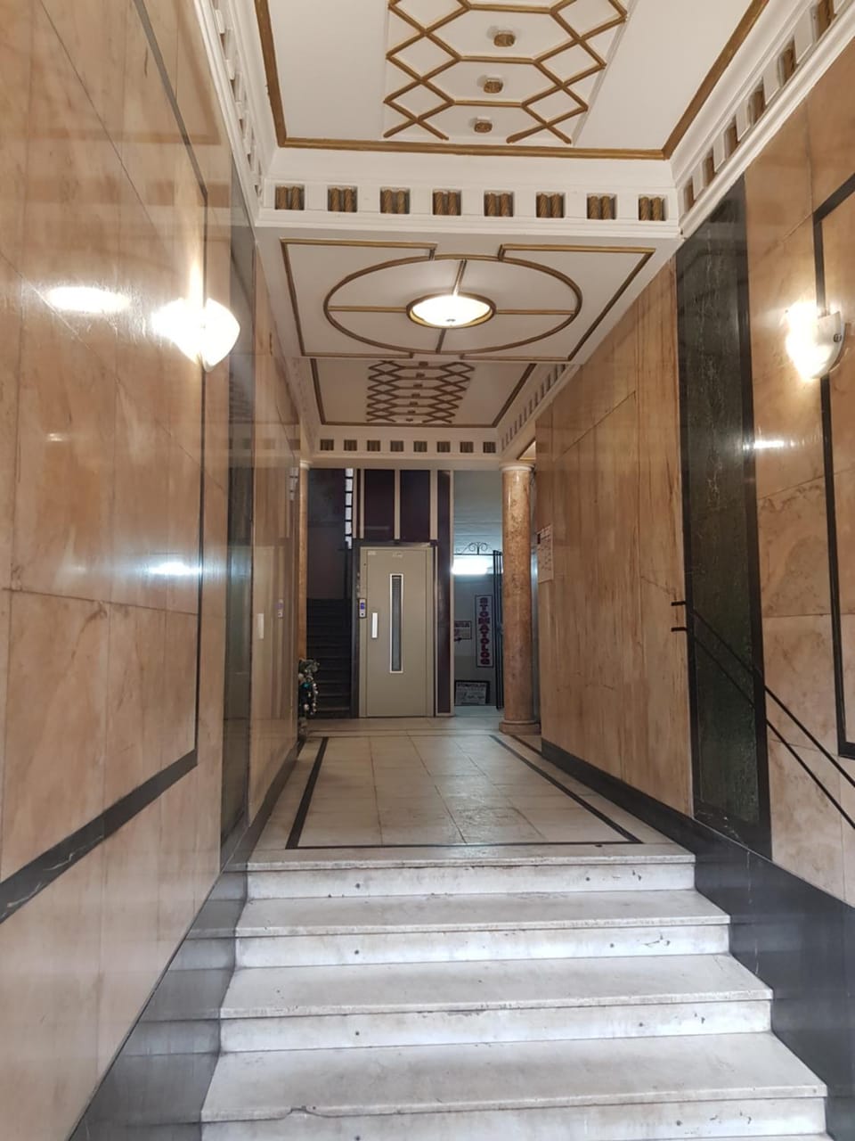 elevator