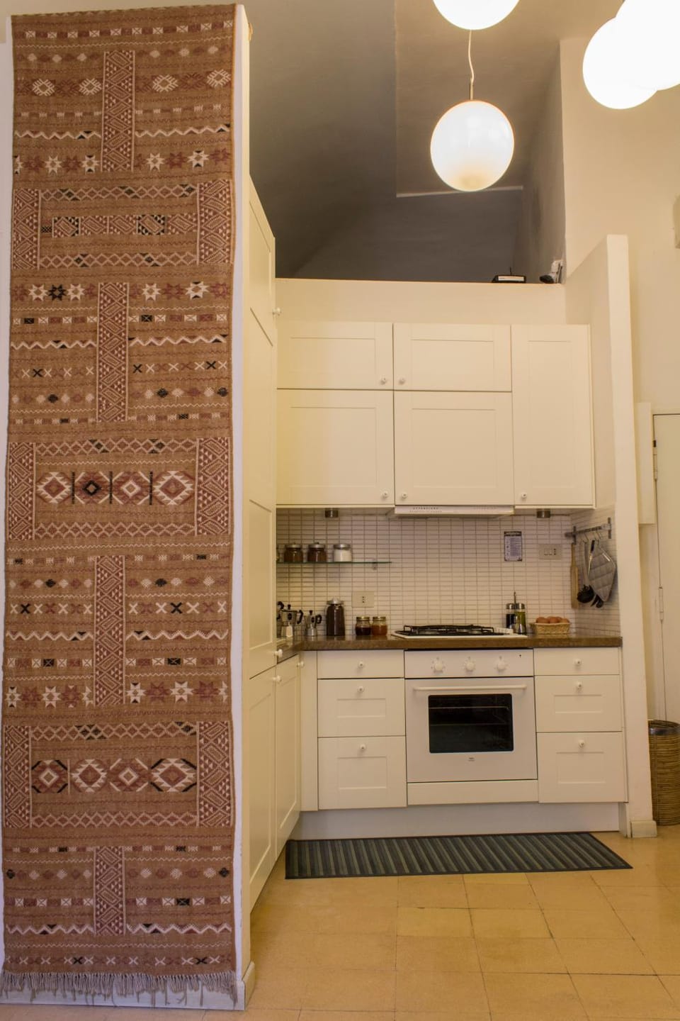 Kitchen or kitchenette, Kitchen or kitchenette