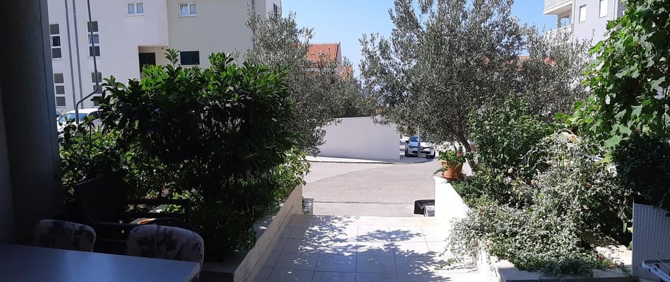Long Apartment Apartment in Makarska