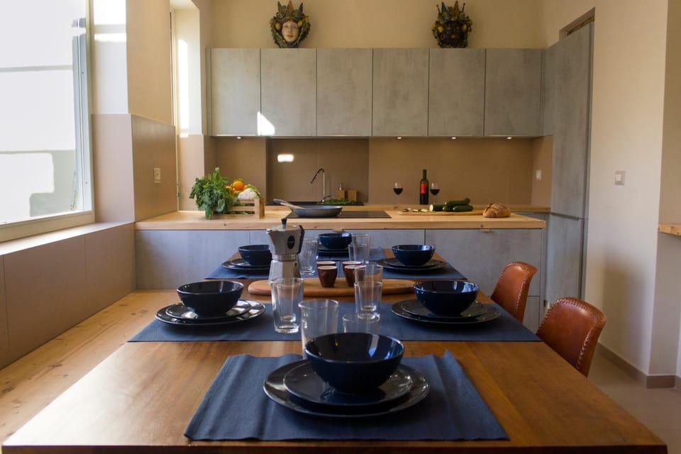 Communal lounge/ TV room, Kitchen or kitchenette, Kitchen or kitchenette, Living room, Dining area