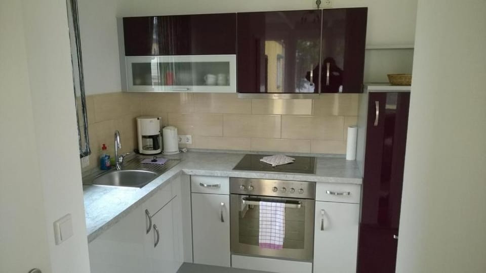 Kitchen or kitchenette, Decorative detail