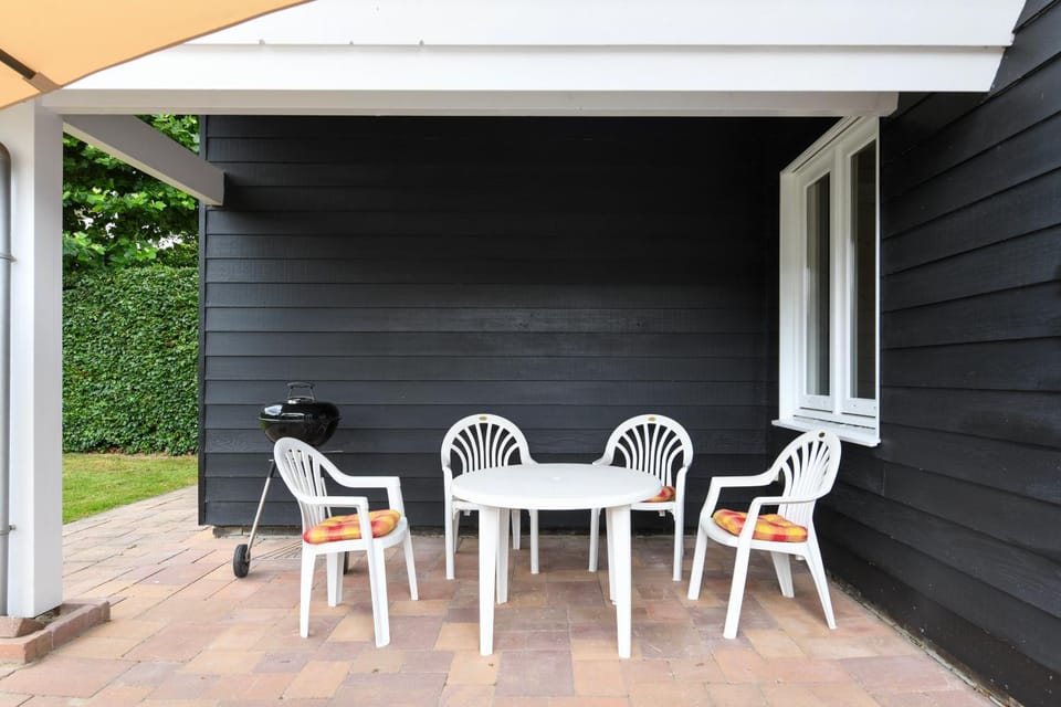 The Black House - Luxurious Holiday Villa Zeewolde Villa in Zeewolde