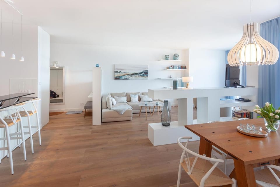 FIRST Panorama Suite Apartment in Sellin