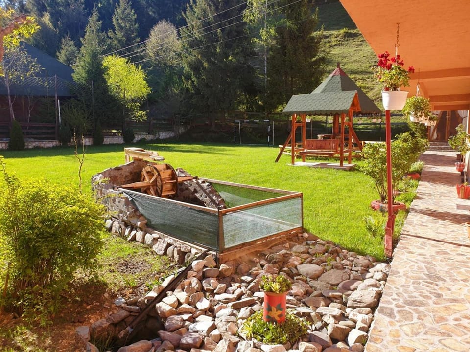 Casa Dobra Bed and Breakfast in Cluj County