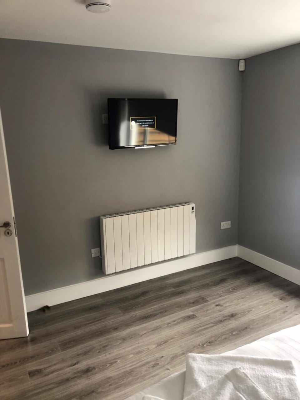 Lake View Galway City Apartment in Galway