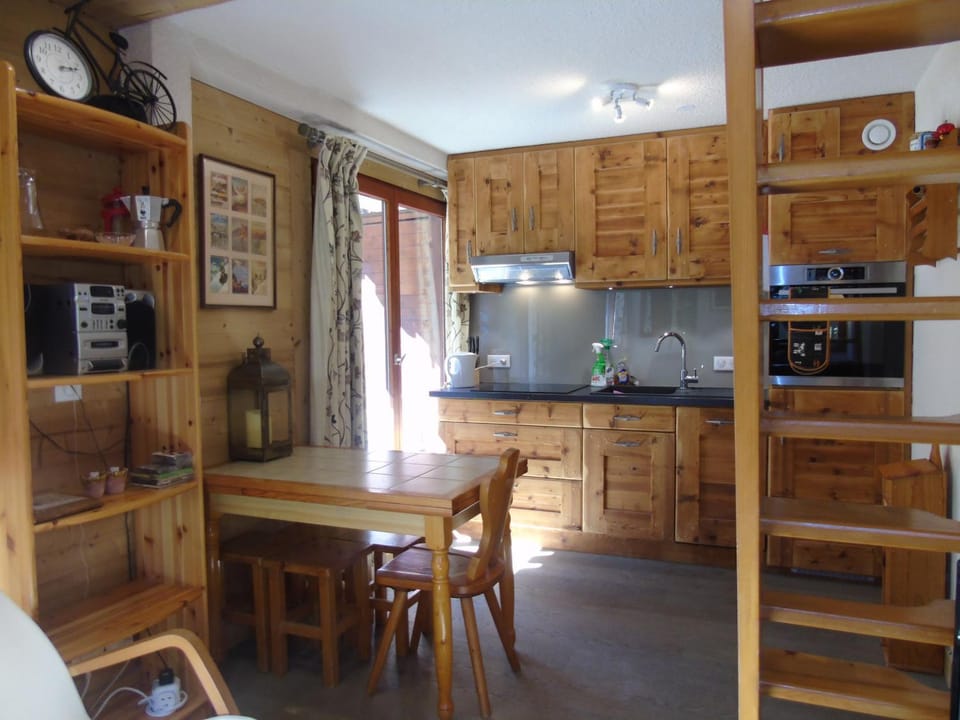 Appartement cosy avec garage privé - 5 personnes à Châtel - FR-1-198-121 Apartment in Châtel