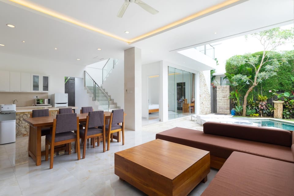 Living room, Dining area, Pool view, Swimming pool