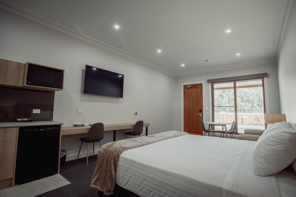 Red Waratah Accommodation Motel in Bendigo