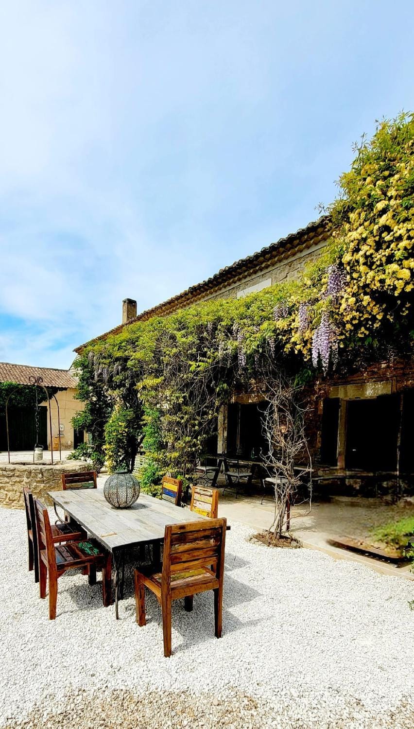 Mas La Pomarede Bed and Breakfast in Provence-Alpes-Côte d'Azur
