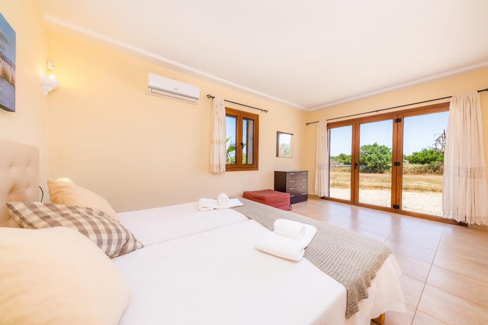 Property building, Living room, Bedroom