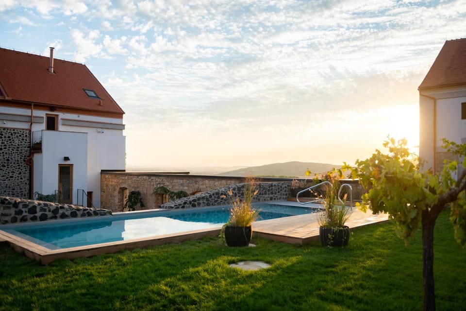 Pool view, Swimming pool
