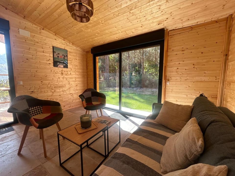 CHALET COSY PROCHE DE MIMIZAN - Accès Piscine chauffée et spa House in Mimizan