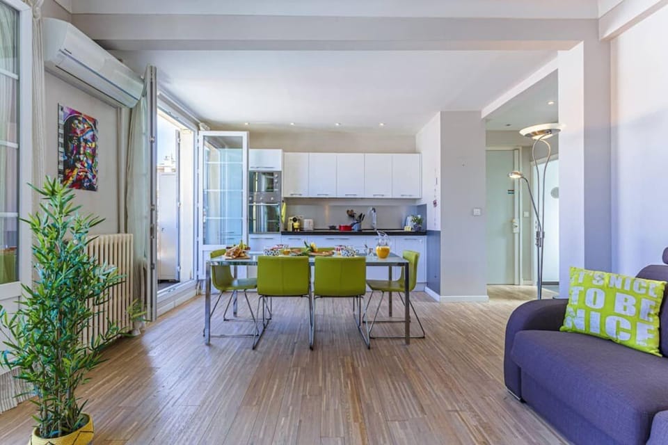 MY CASA - BERLIOZ 1 - City Center 2 rooms - Balcony Apartment in Nice