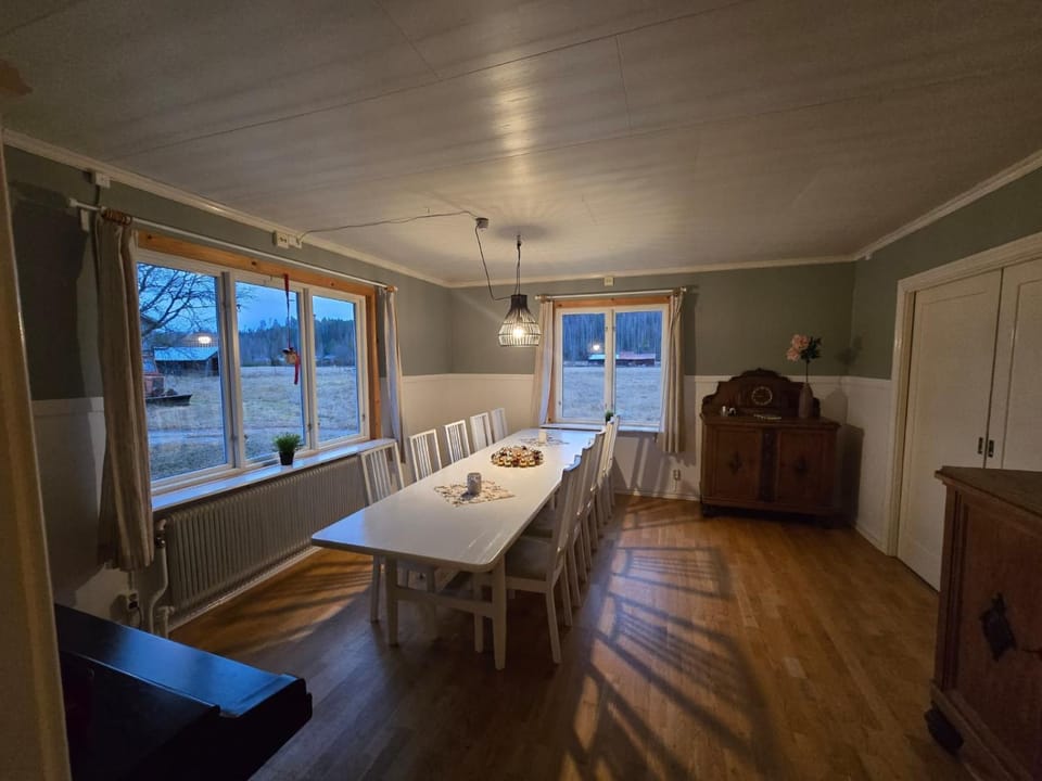 View (from property/room), Food