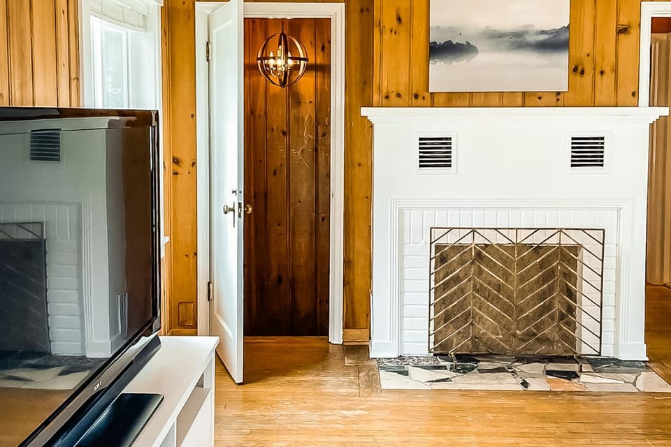 Madrona Beach House House in Camano Island