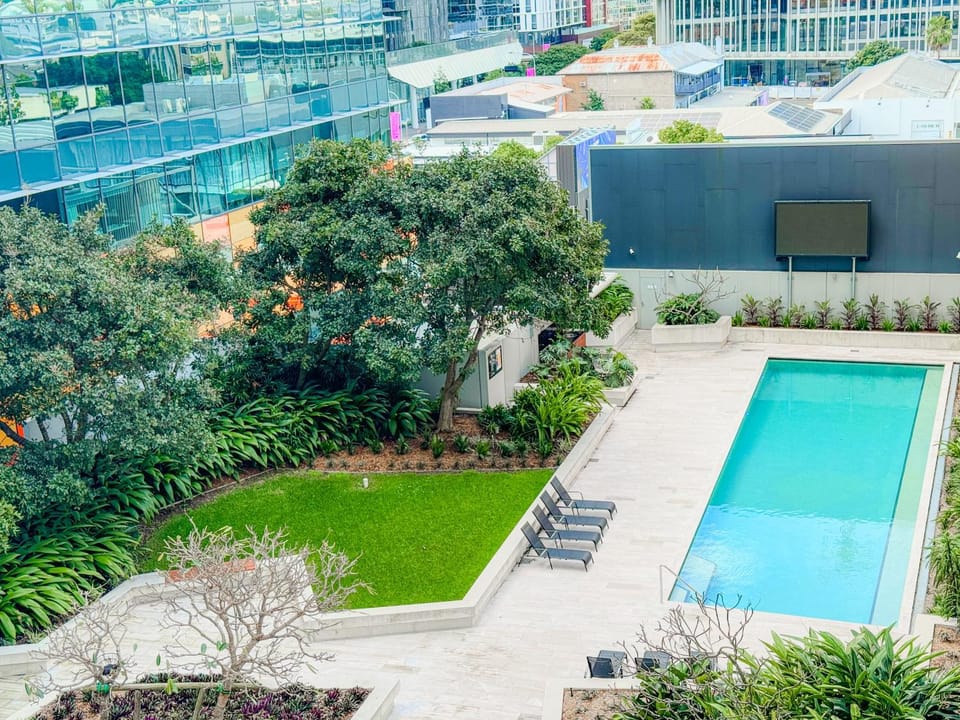 Spring, Day, Natural landscape, Garden, Garden view, Pool view, Swimming pool, sunbed