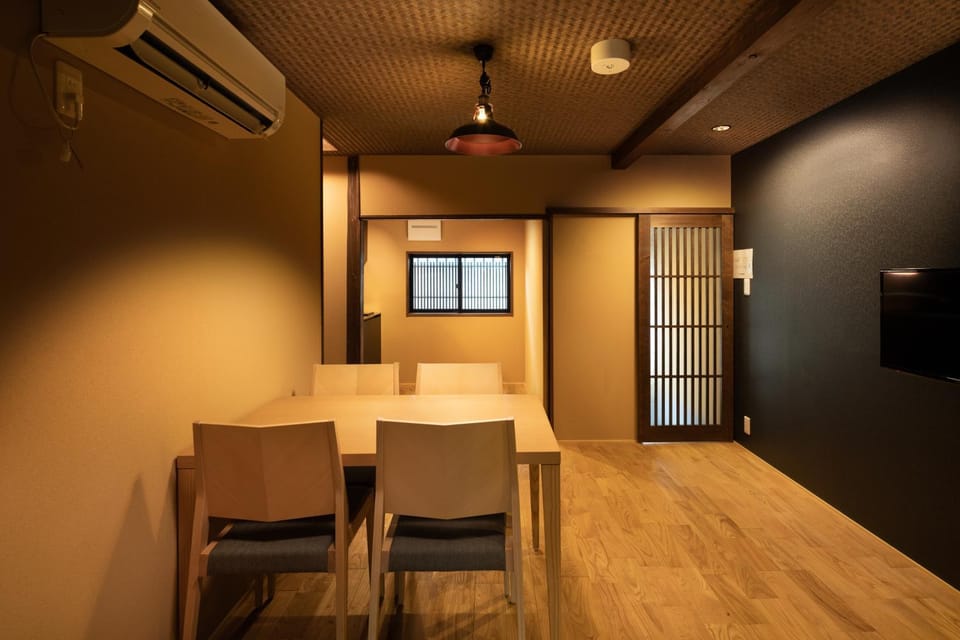 Living room, Photo of the whole room, Seating area, Dining area