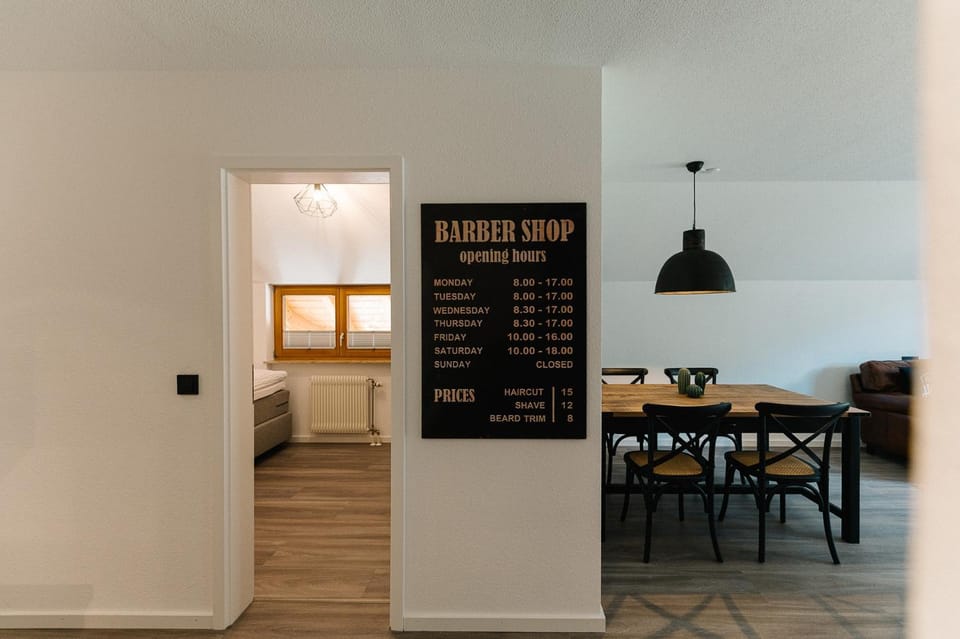 Moderne 3 Zi-FeWo "Industrial Style" 70 qm Naehe Freiburg Apartment in Baden-Württemberg