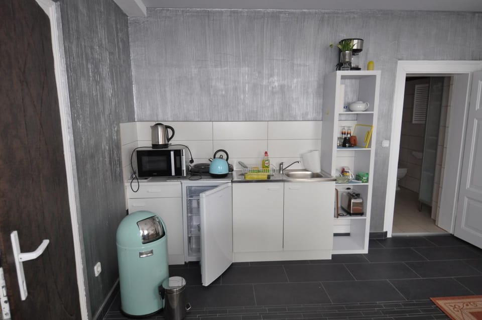 Coffee/tea facilities, Kitchen or kitchenette